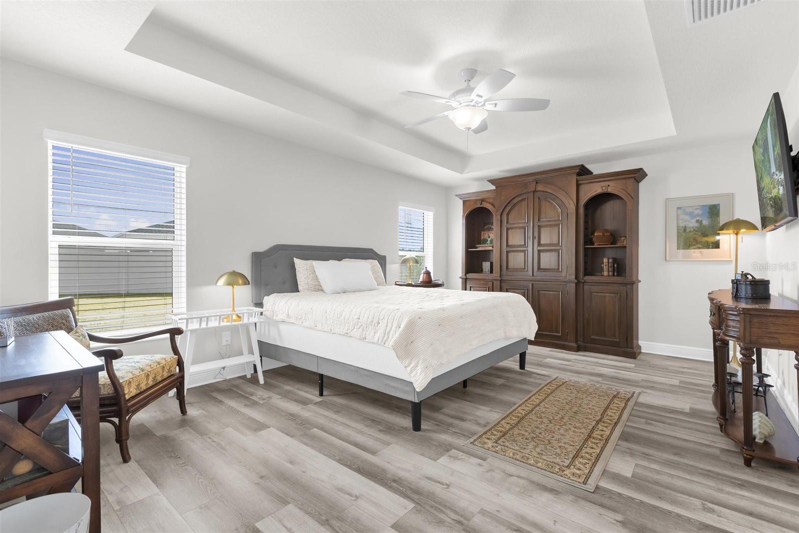 VILLAGES/WEST LAKE UN 56 - Residential