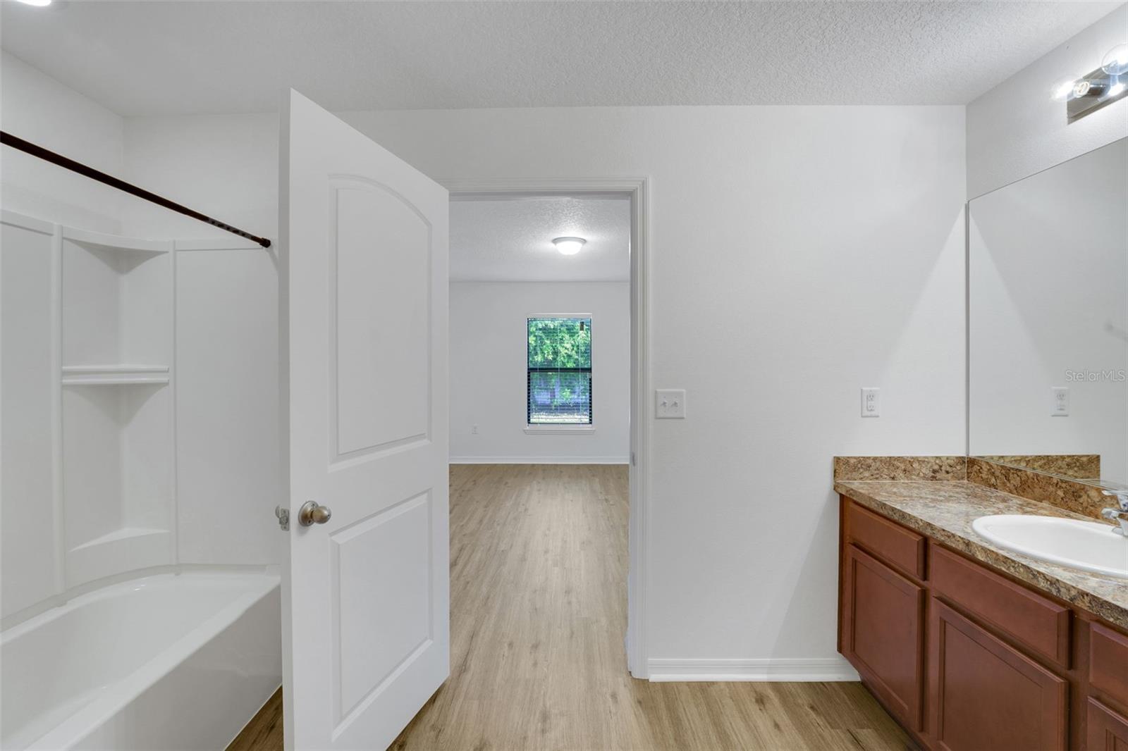 TAVARES CHELSEA OAKS SOUTH - Residential