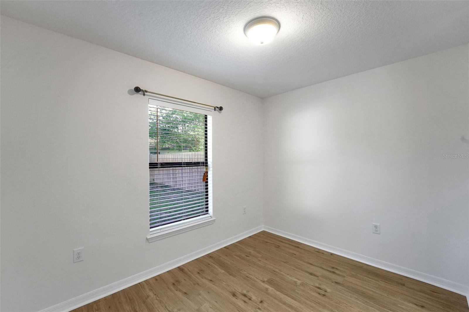 TAVARES CHELSEA OAKS SOUTH - Residential