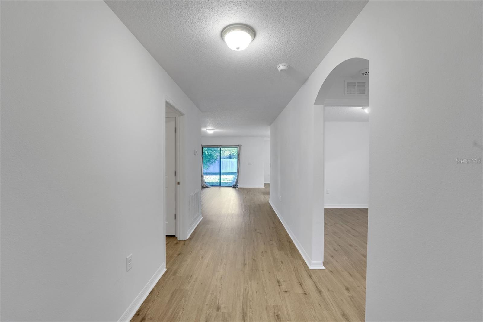 TAVARES CHELSEA OAKS SOUTH - Residential