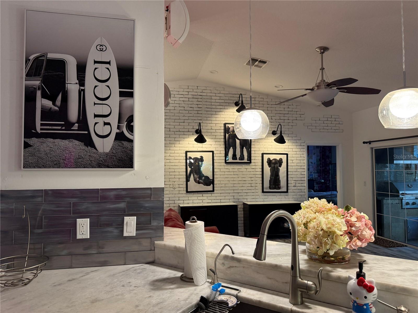 GULF COAST ACRES - Residential