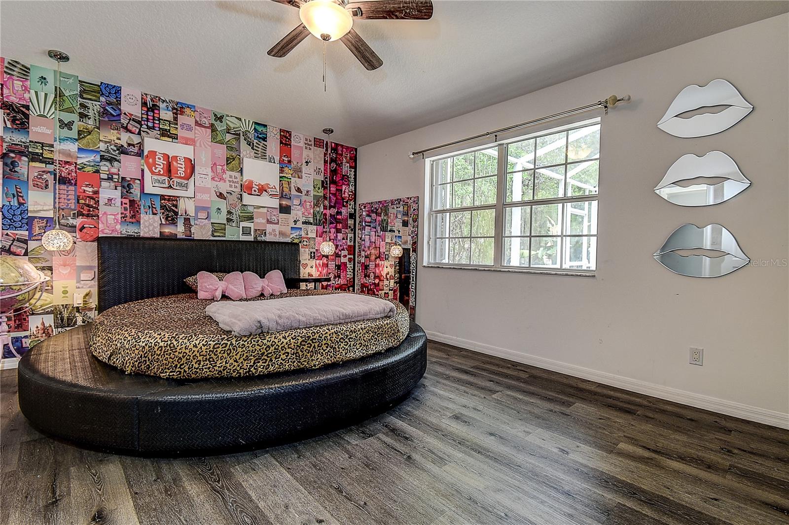 GULF COAST ACRES - Residential