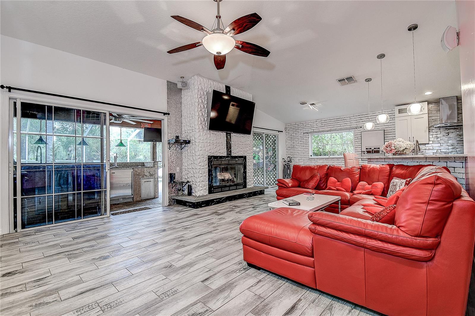 GULF COAST ACRES - Residential