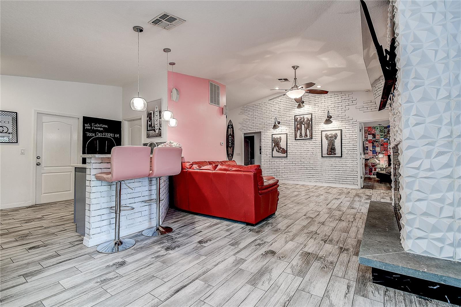 GULF COAST ACRES - Residential