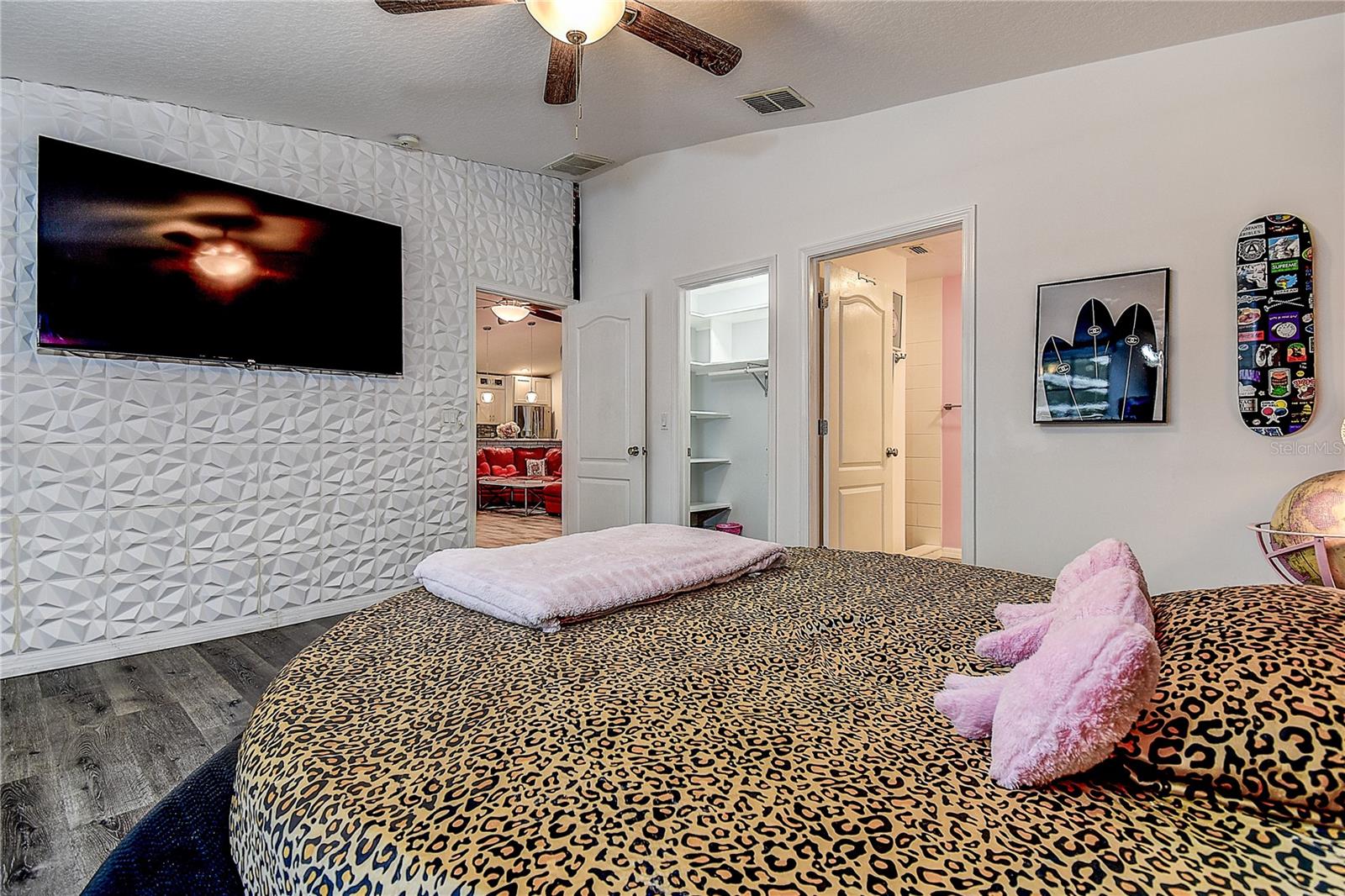 GULF COAST ACRES - Residential