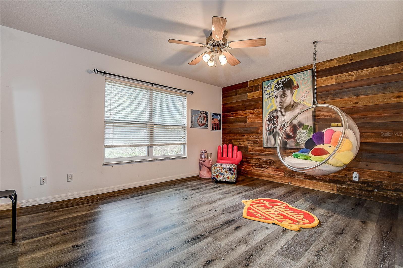 GULF COAST ACRES - Residential