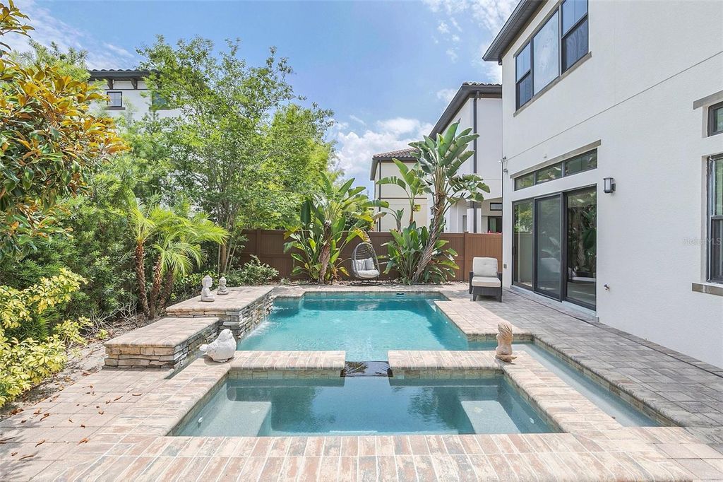 Photo of 8436 Via Vittoria Way, Orlando, FL 32819 (MLS # O6396559)