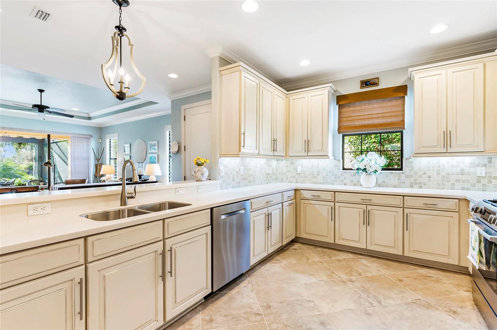 ESPLANADE PH I - Residential