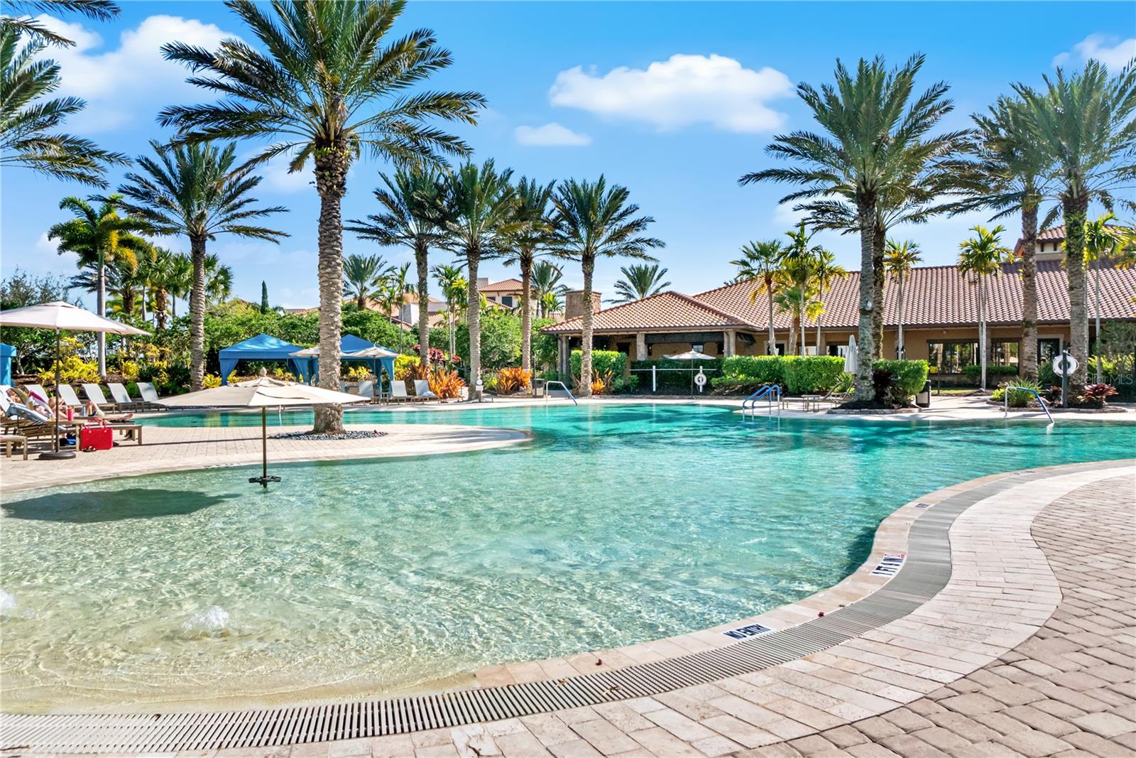 ESPLANADE PH I - Residential