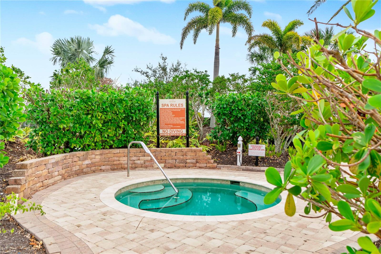 ESPLANADE PH I - Residential