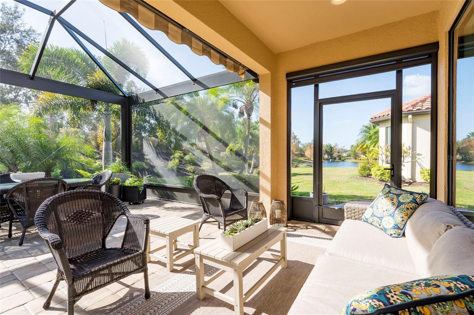 ESPLANADE PH I - Residential