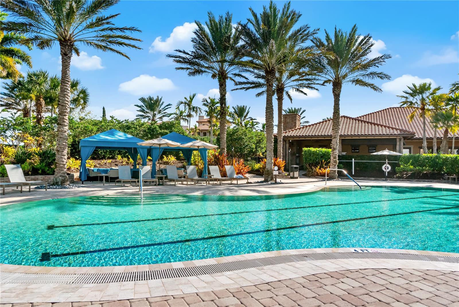 ESPLANADE PH I - Residential