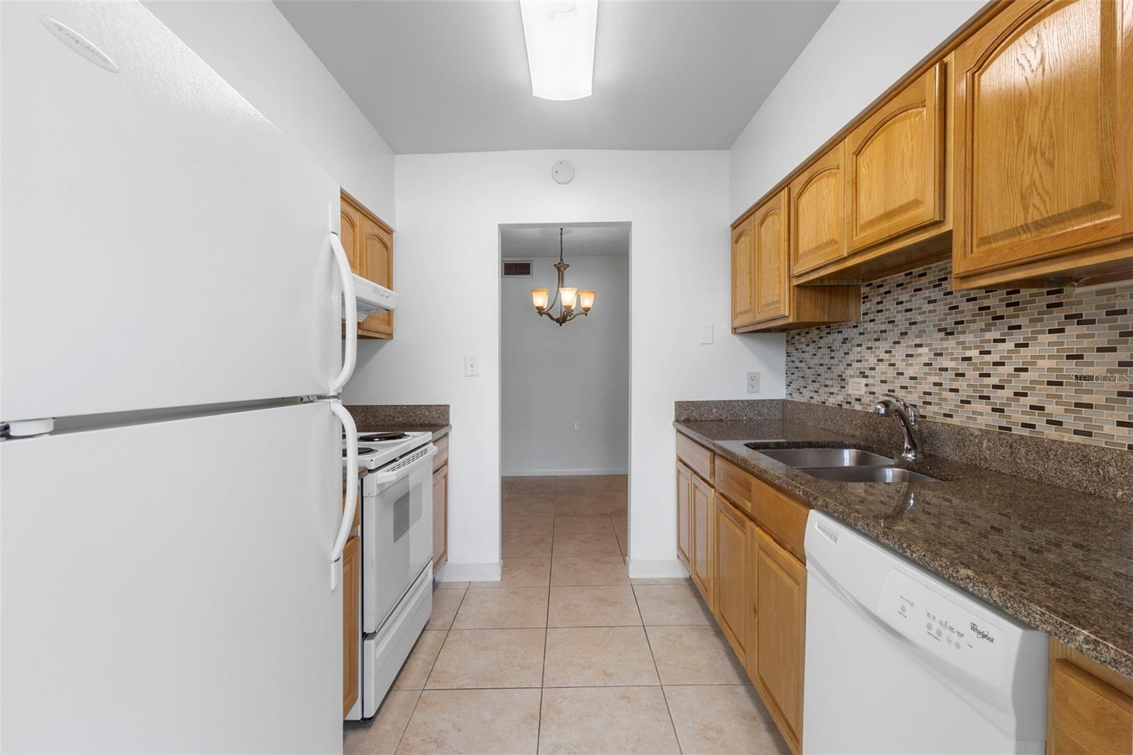 LAKESIDE MANOR APTS CONDO - Residential