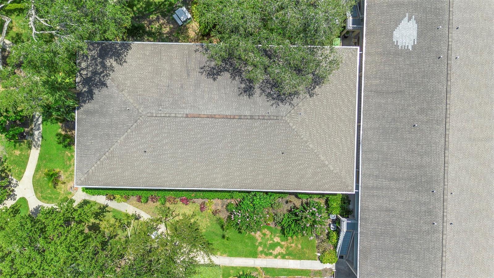 LAKESIDE MANOR APTS CONDO - Residential