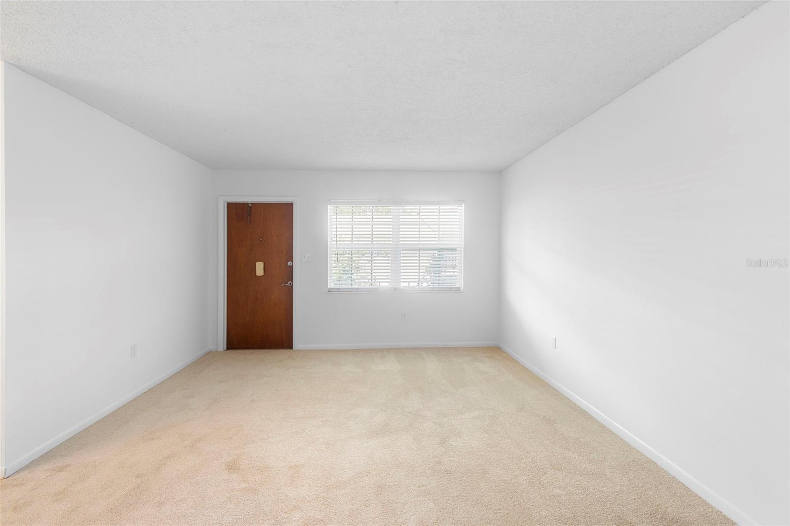 LAKESIDE MANOR APTS CONDO - Residential