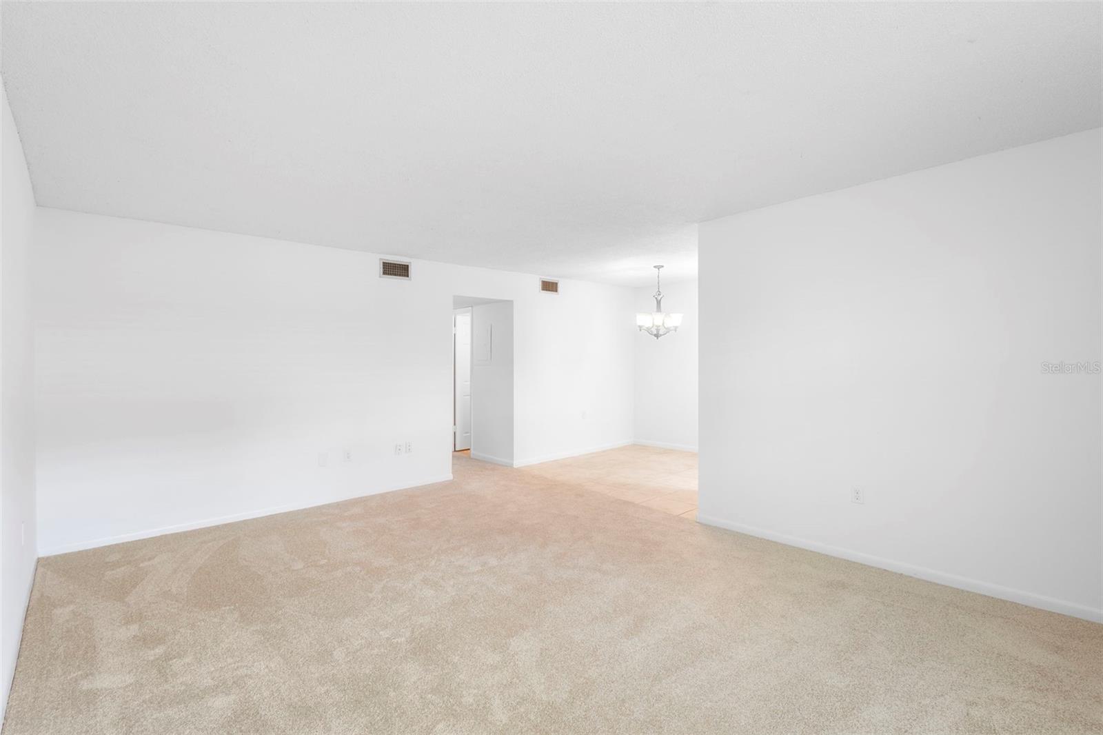 LAKESIDE MANOR APTS CONDO - Residential