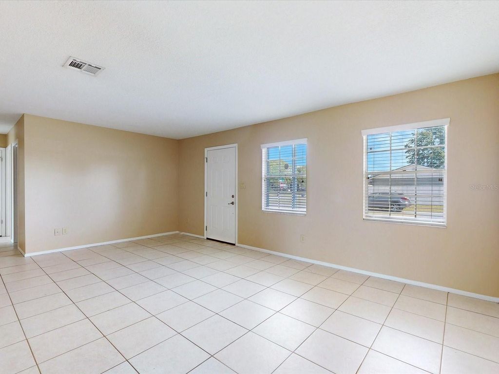 Photo of 98 Pinata Court, Kissimmee, FL 34743 (MLS # S5145610)