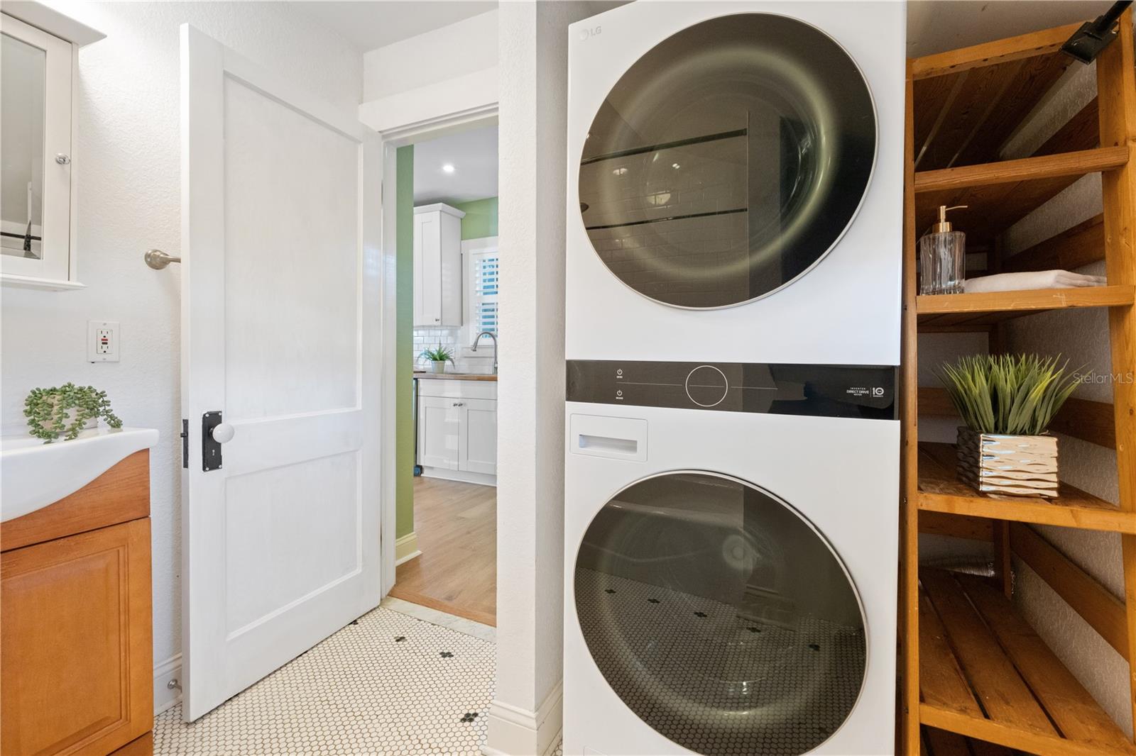 FLAHARTYS WM ADD - Residential