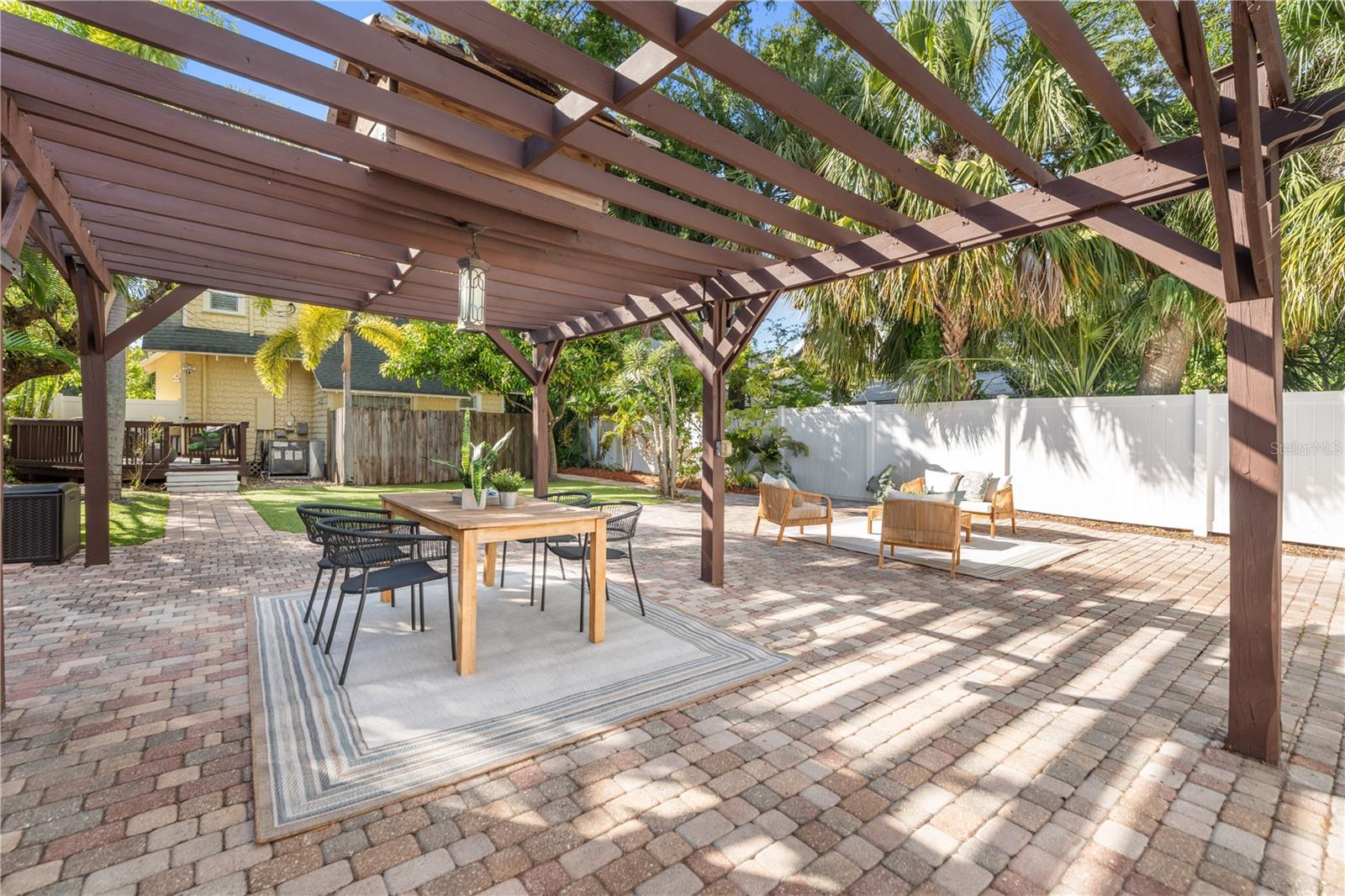 FLAHARTYS WM ADD - Residential