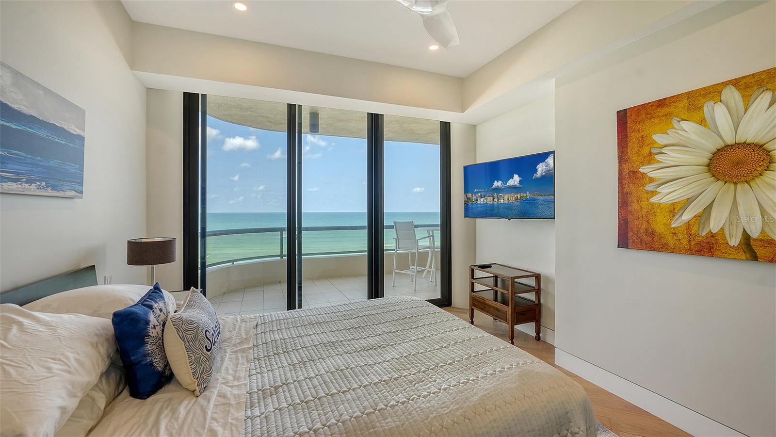 L AMBIANCE 1 - Residential