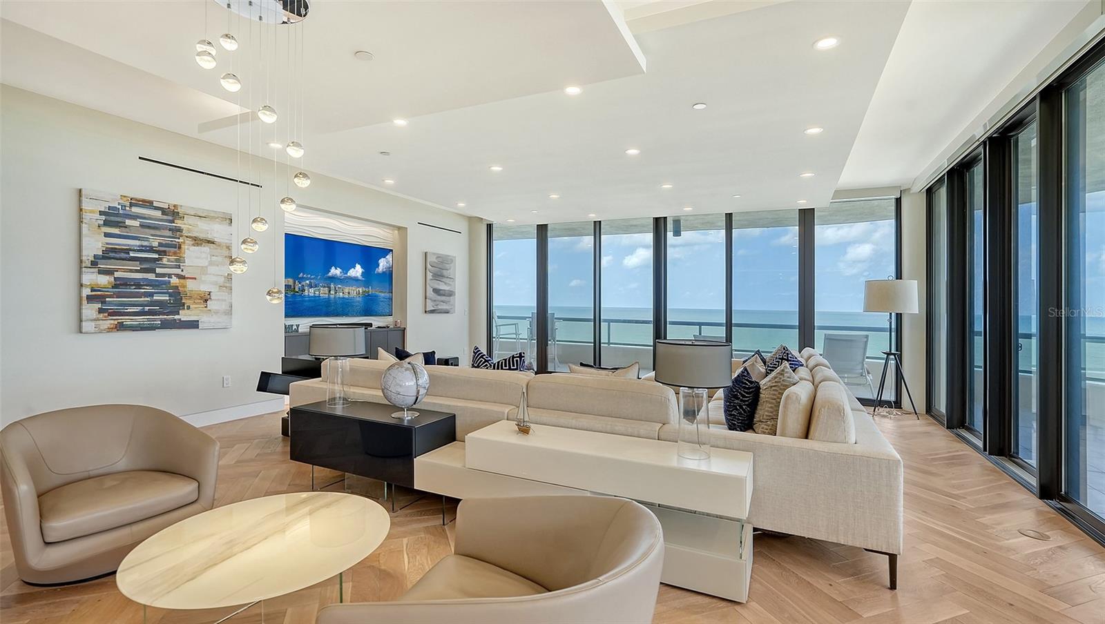 L AMBIANCE 1 - Residential