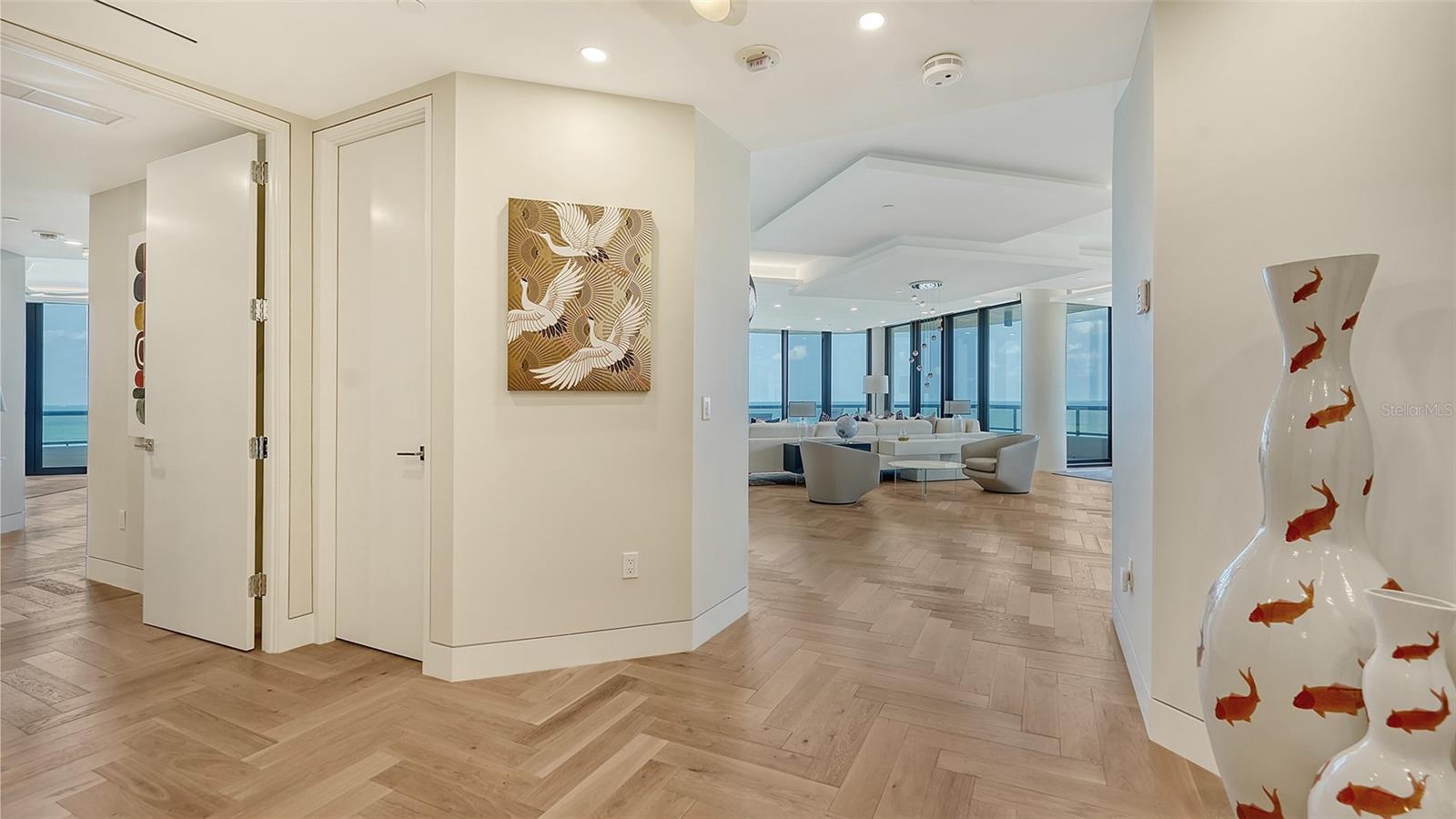 L AMBIANCE 1 - Residential