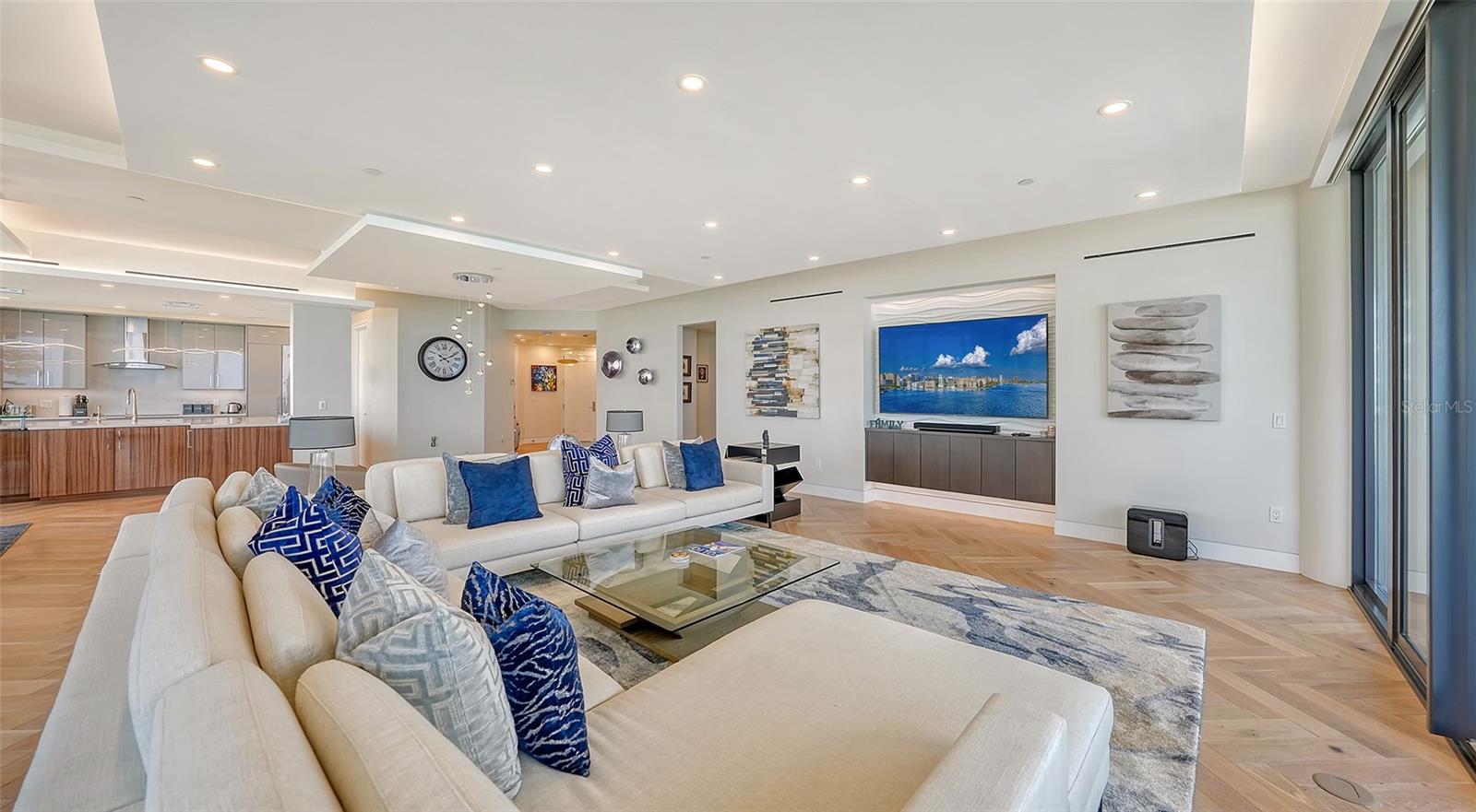 L AMBIANCE 1 - Residential