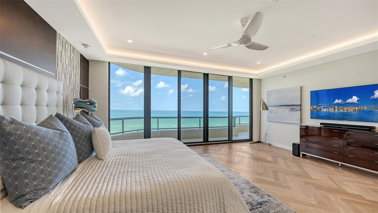 L AMBIANCE 1 - Residential