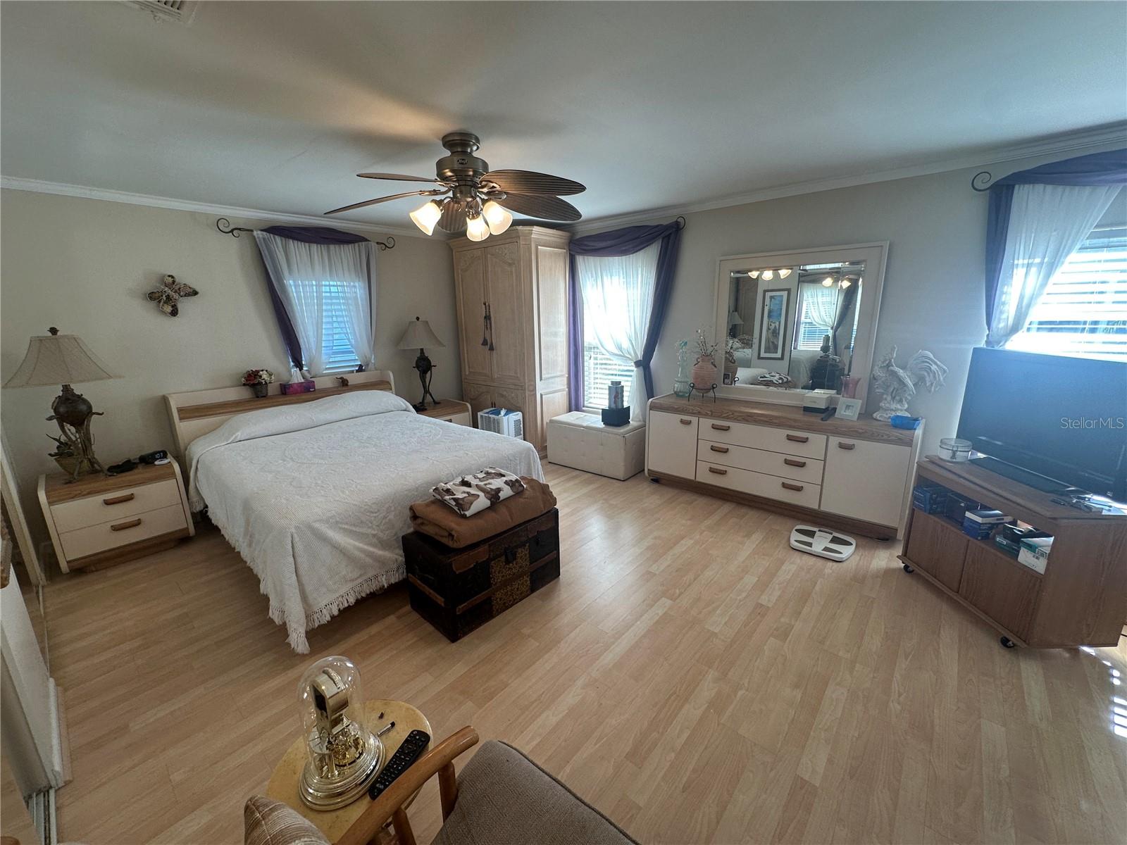 HARBOR ISLES III - Residential