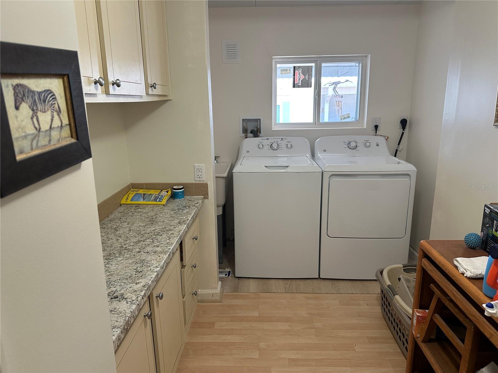 HARBOR ISLES III - Residential