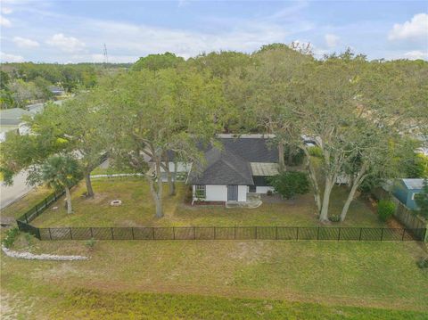 A home in EDGEWATER