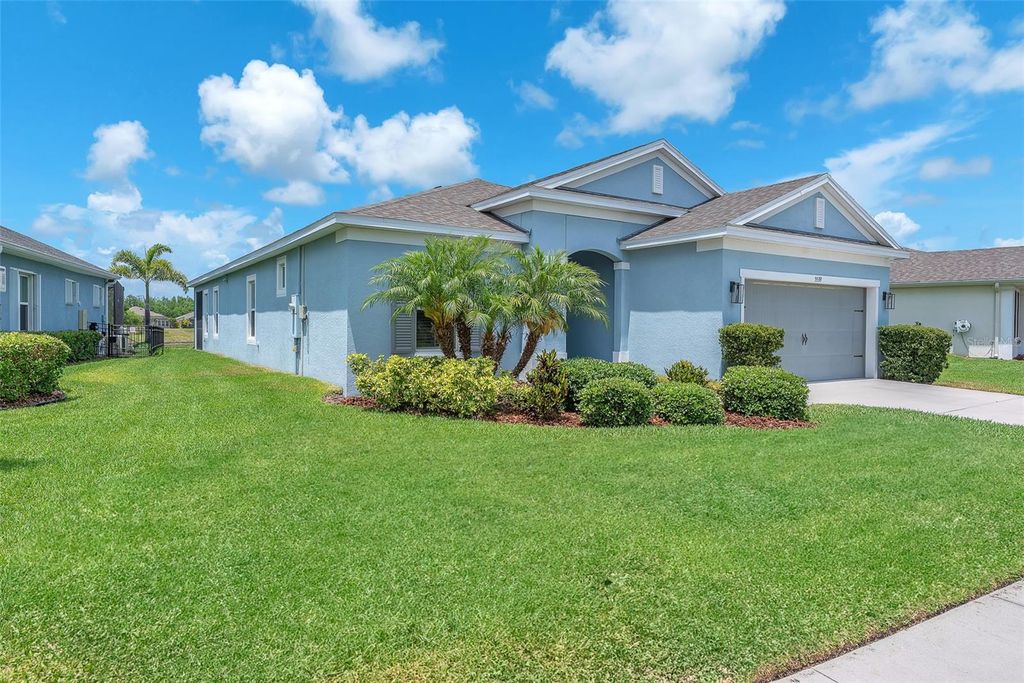 Photo of 5539 Silver Sun Drive, Apollo Beach, FL 33572 (MLS # TB8381292)