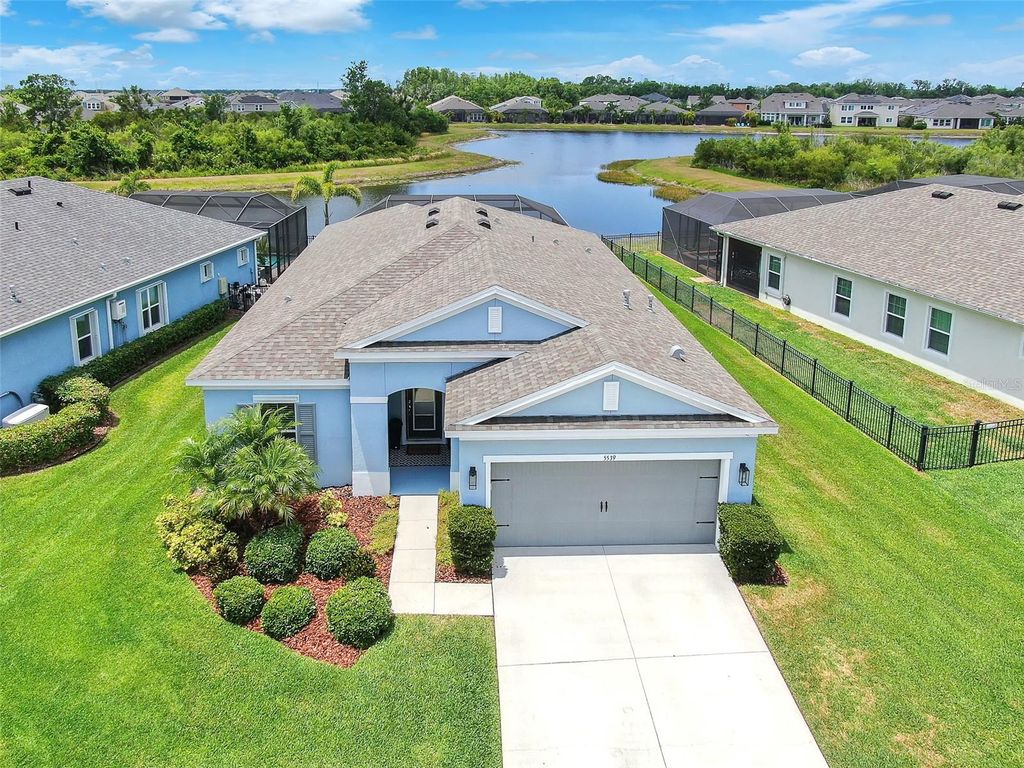 Photo of 5539 Silver Sun Drive, Apollo Beach, FL 33572 (MLS # TB8381292)
