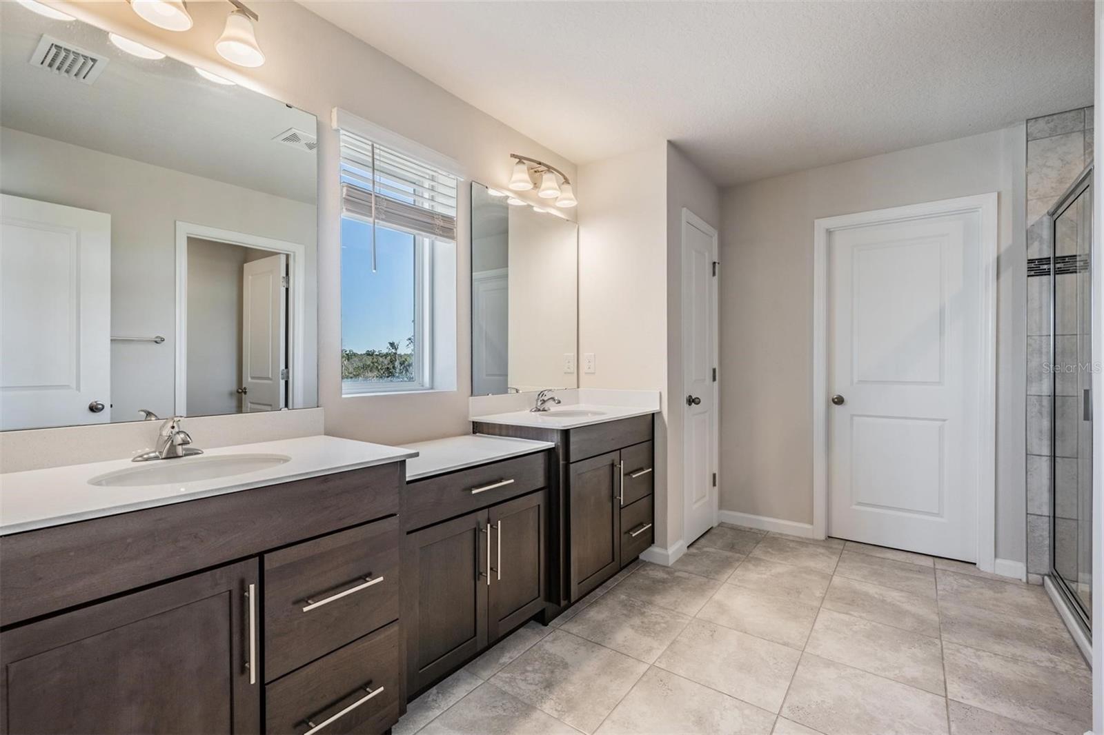 CHAPEL CRK VLGS 7 & 8 PH 1-3 - Residential