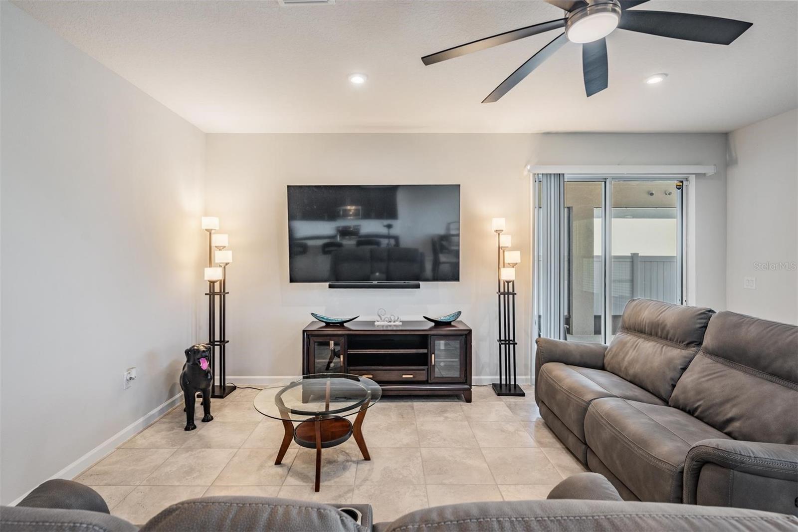 CHAPEL CRK VLGS 7 & 8 PH 1-3 - Residential