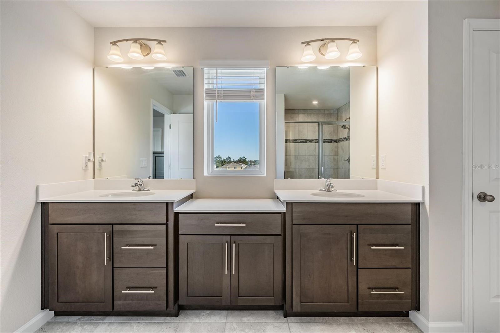 CHAPEL CRK VLGS 7 & 8 PH 1-3 - Residential