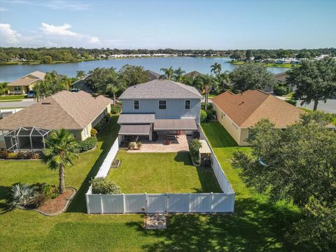 A home in PALMETTO