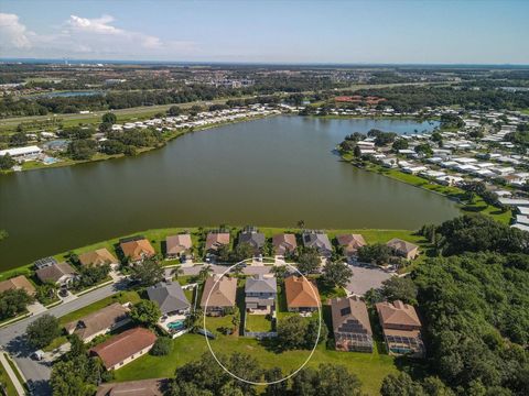 A home in PALMETTO