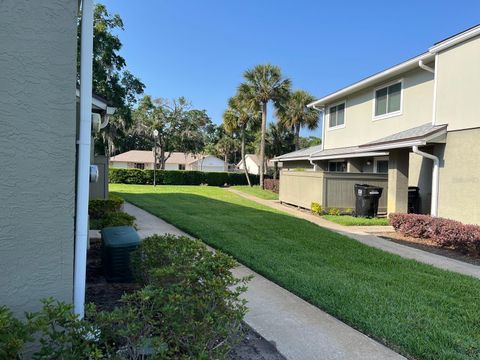 Photo of 4596 Pheasant Run Drive #C, Orlando, FL 32808 (MLS # O6311130)