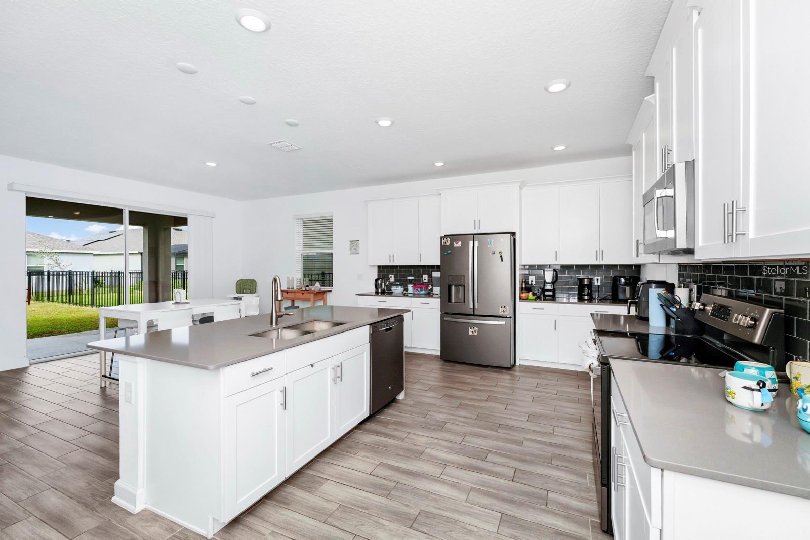 STOREY PK-PCL K PH 1 - Residential