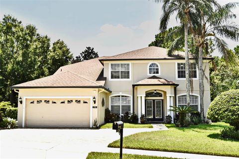 A home in LAKE MARY