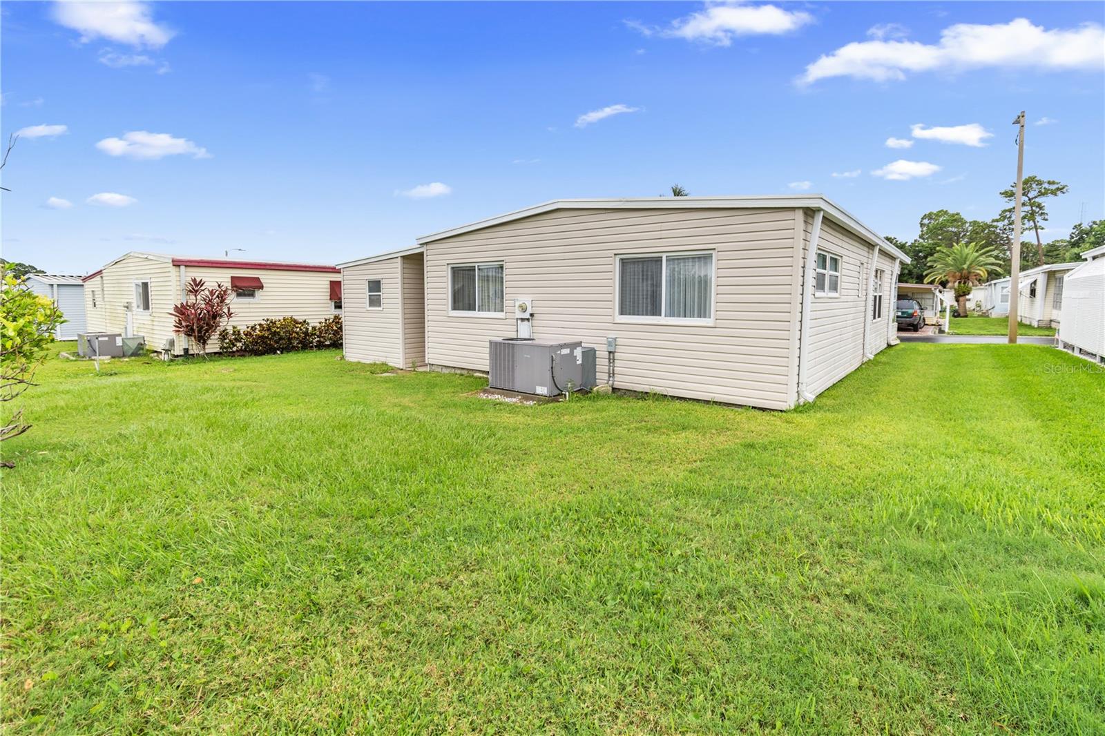 PALM HILL MOBILE HOME PARK UNREC - Residential