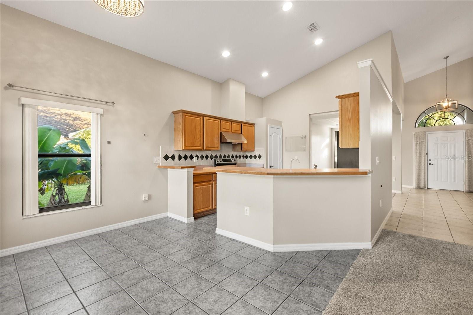 CHASE GROVES - Residential Lease