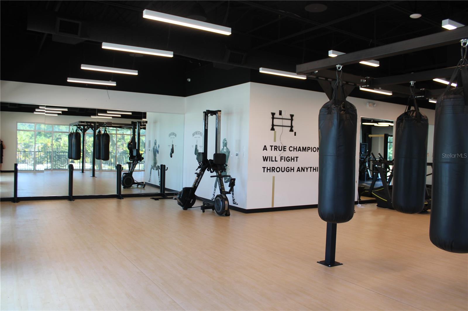 CONRADES ADD TO LARGO - Commercial Lease