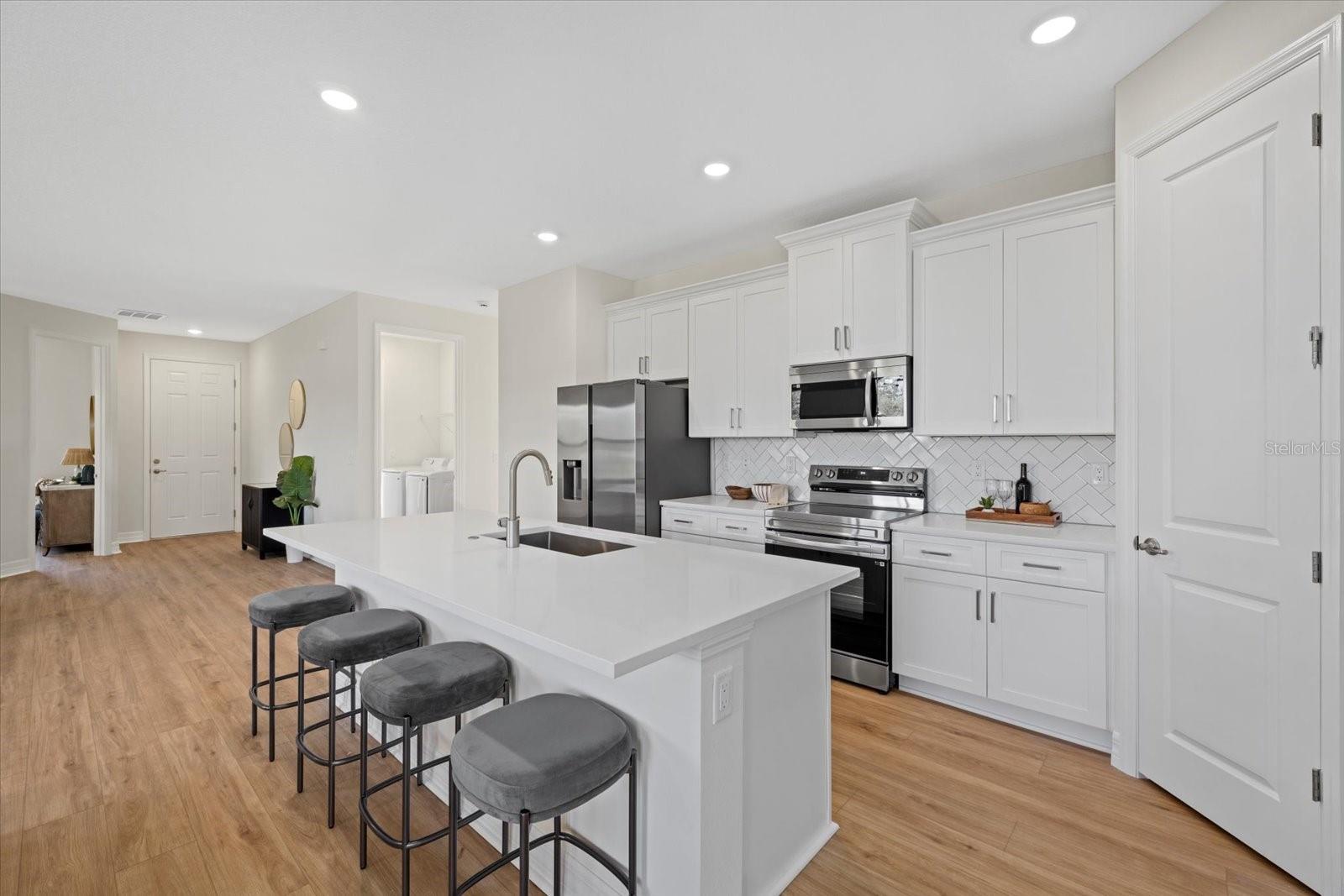 2682 EDWIN AVENUE