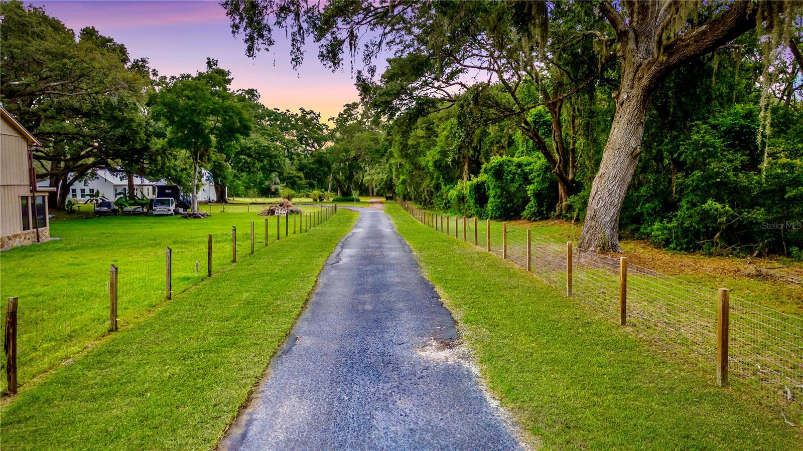 ACREAGE & UNREC - Residential