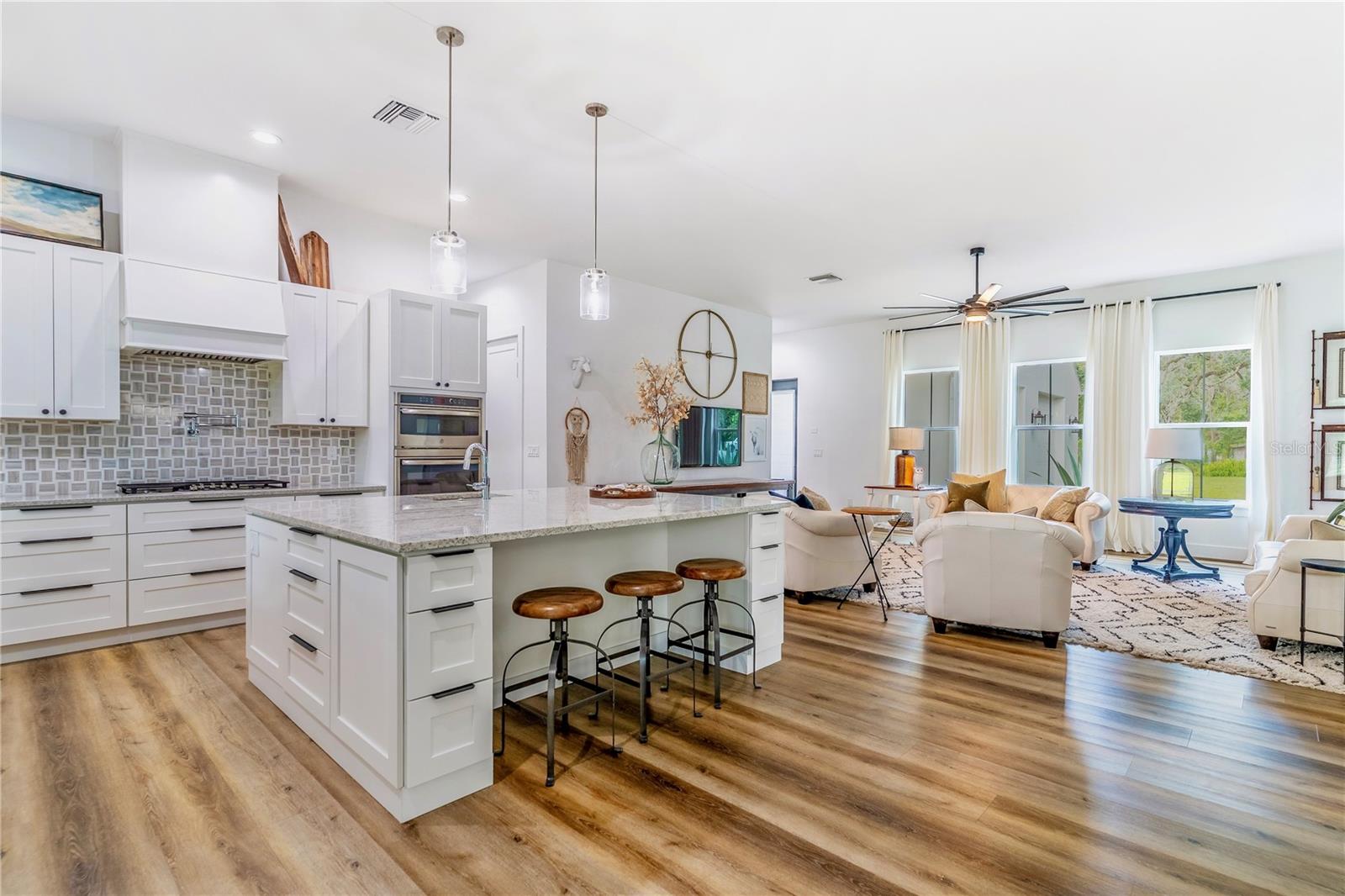 ACREAGE & UNREC - Residential