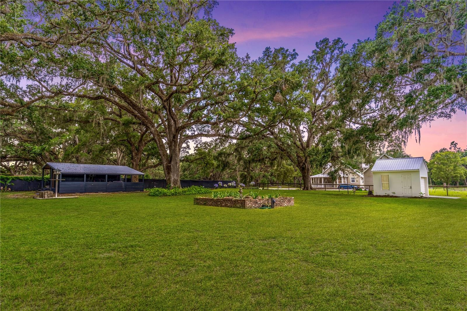 ACREAGE & UNREC - Residential