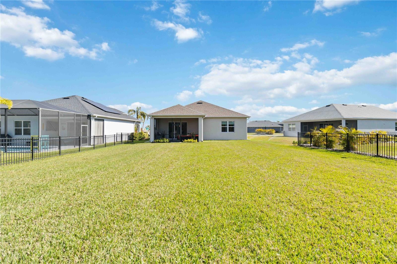 CROSSCREEK - Residential