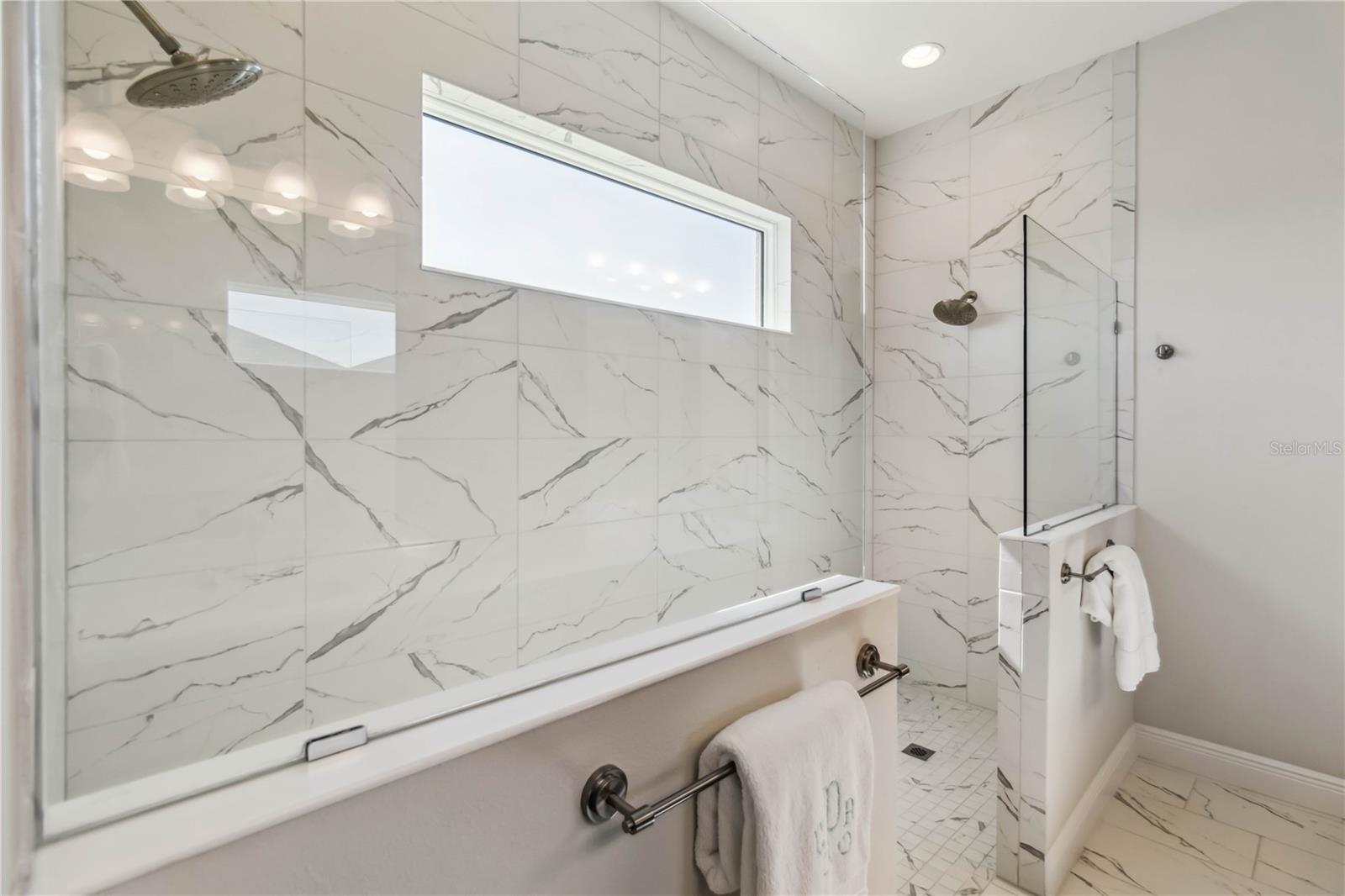 CROSSCREEK - Residential